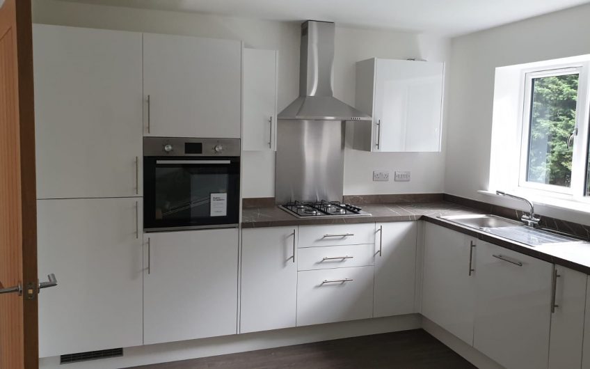 5 Bedroom Townhouse Semi Detached at Church road, Yardley, Birmingham B25 8UR
