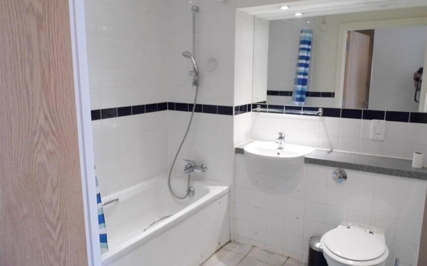 2 Bedroom City Centre Flat for sale
