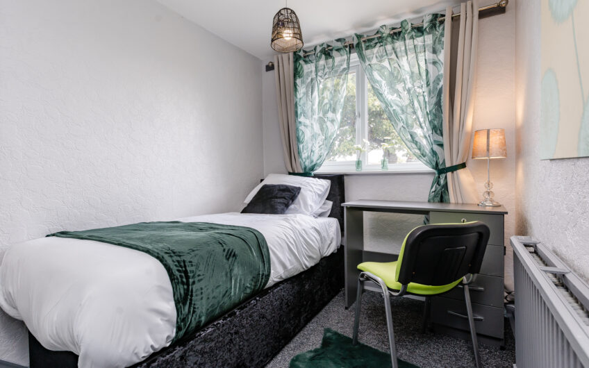 3 Bedroom Spacious Home
