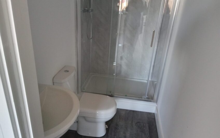 14 FLATS FOR RENT